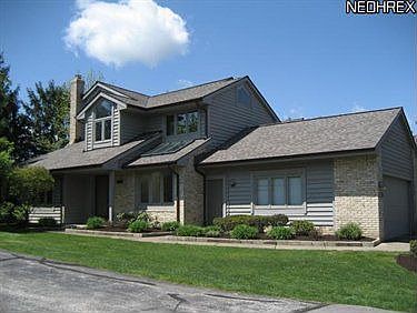 1st image of 13 Deerfield Ln