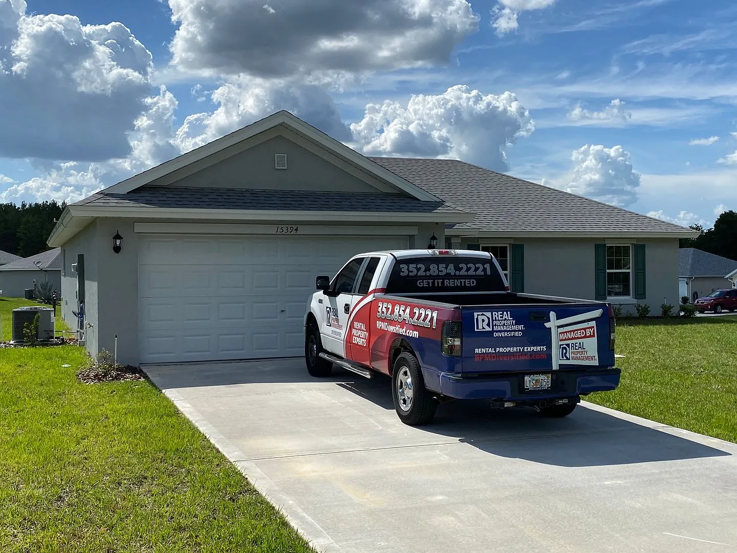 Desirable Sw Ocala Neighborhood 4/2/2 *Won't Last* — Photo 4