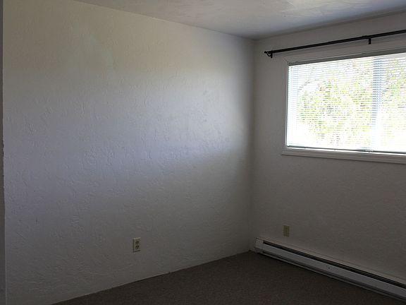 5th image of 1090 S 8th St APT D