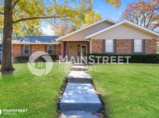 56 Brandy Ct, Saint Charles, MO 63303