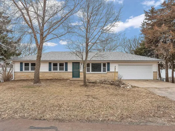 350 Lakeshore Dr, Alma, KS 66401