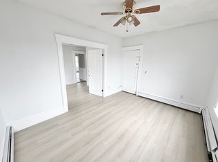 187 Sisson St FLOOR 1, Pawtucket, RI 02860