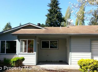 7 Larry Ln, Longview, WA 98632