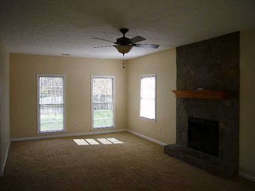 4th image of 2802 Emerson Lake Dr