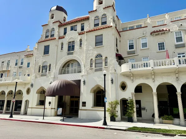 235 Sunrise Ave #2008, Palm Beach, FL 33480