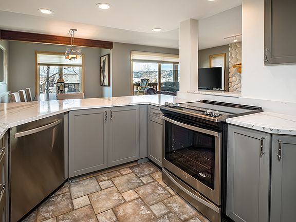 4th image of 2525 Daybreak Ct #103