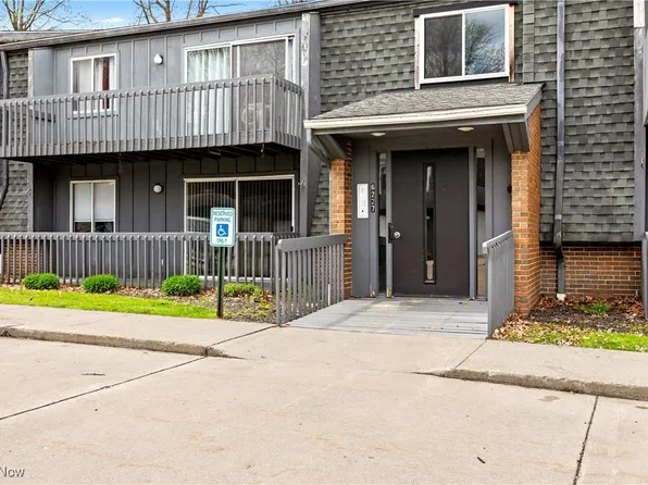 6227 Hidden Creek Dr APT 229, Lorain, OH 44053