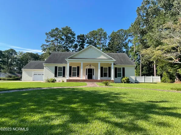 901 W Memorial Drive, Ahoskie, NC 27910