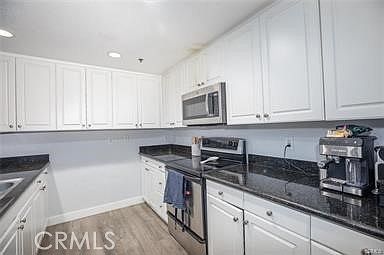 5th image of 838 Pine Ave
