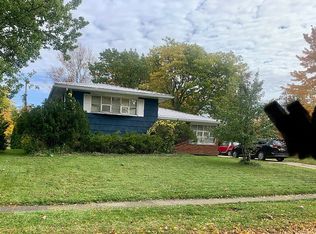 29 Birkshire Rd, Hamburg, NY 14075