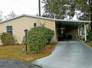 1061 Robin Dr, Deland, FL 32724