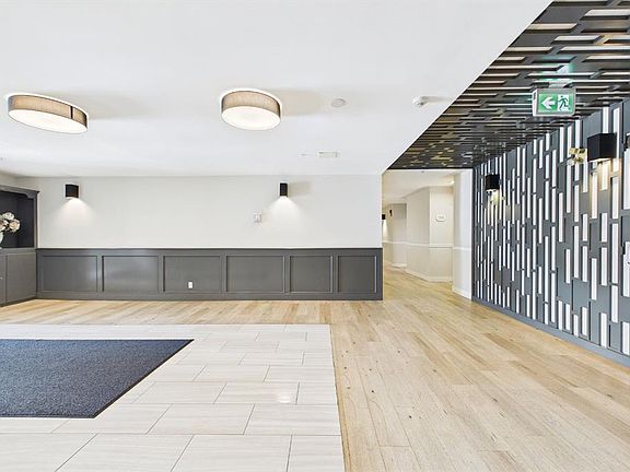 3rd image of 2134 S Kensington Rd NW #303