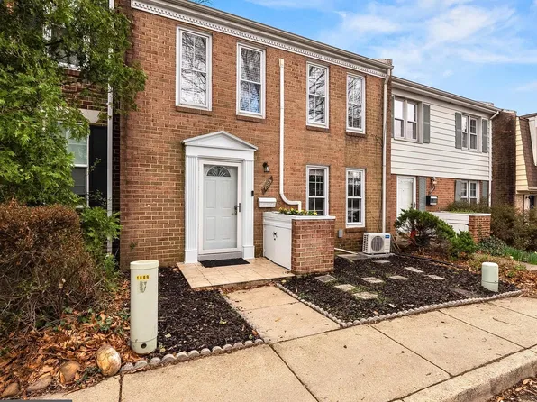 1009 N Van Dorn St, Alexandria, VA 22304