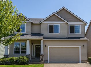 236 Boean Ln, Woodburn, OR 97071