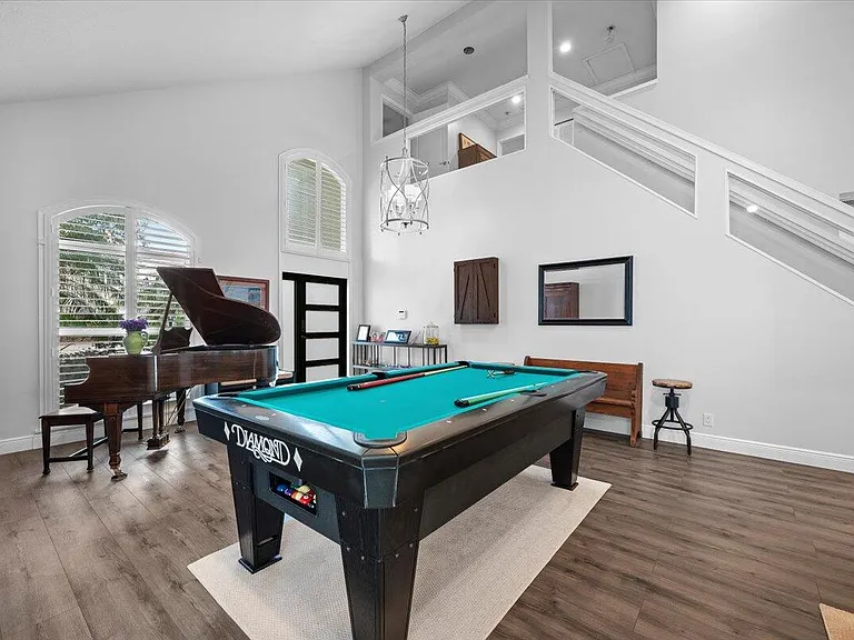 83 Satinwood Ln — Photo 6