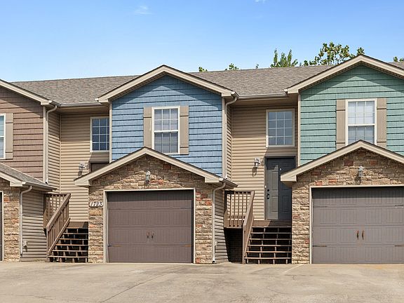 2nd image of 1723 Thistlewood Dr
