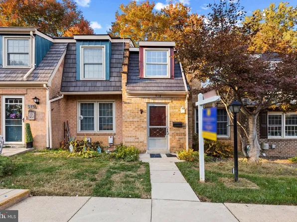 518 Meadow Hall Dr, Rockville, MD 20851