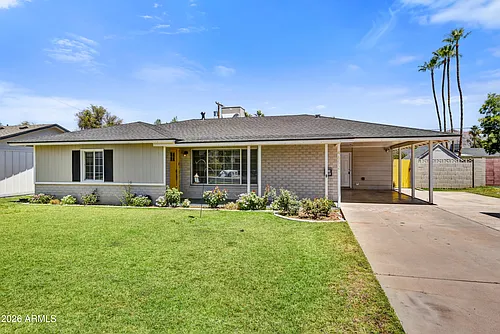 4652 E Vernon Ave Photo 1