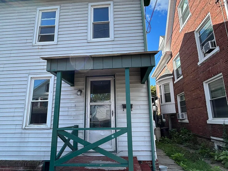 413 Walnut St
