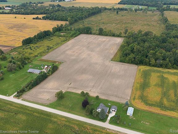 5th image of 4452 Cole Rd
