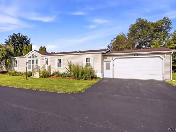 3233 Pratt Rd, Batavia, NY 14020
