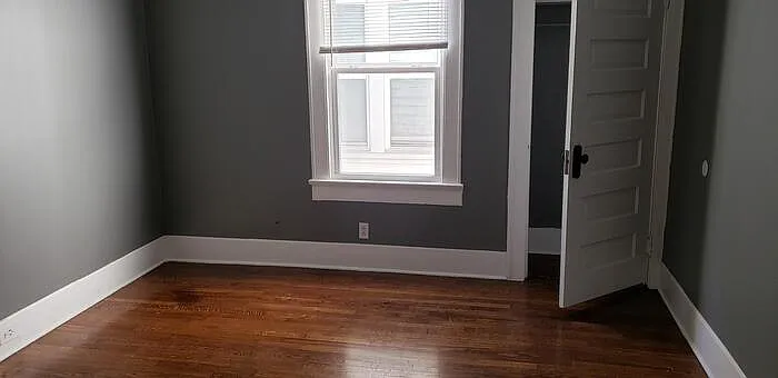 2543 E 5th Ave — Photo 8