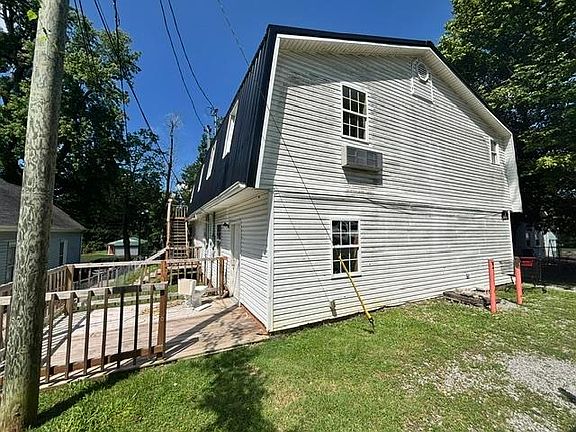 2nd image of 330 N 4th St