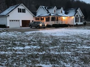 212 Difficult Rd, Pleasant Shade, TN 37145