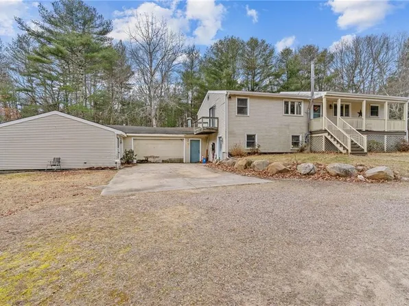 104 Muddy Brook Rd, West Greenwich, RI 02817