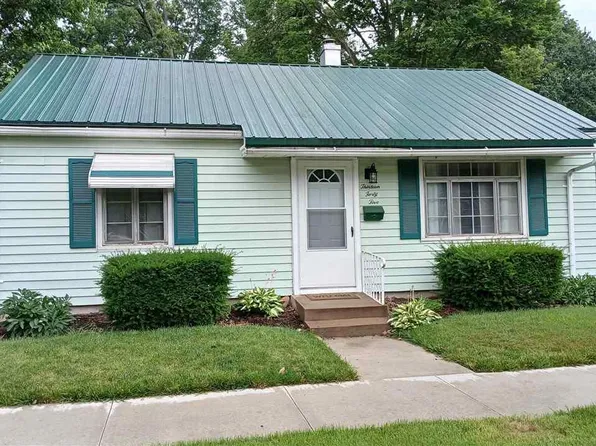1345 S 20th St, Terre Haute, IN 47803