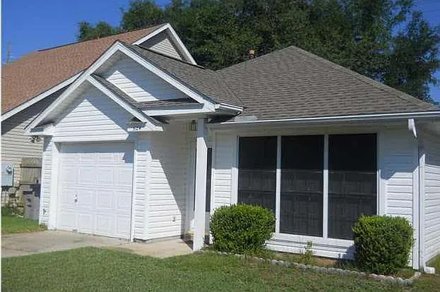 624 Eastwood Cir — Photo 34