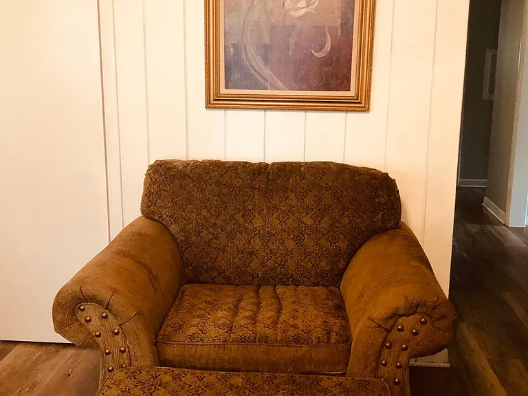 E Cherokee St — Photo 12