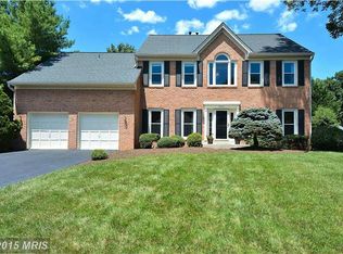 9904 Chappell Ln, Vienna, VA 22181