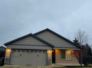 897 Agate St, Medford, OR 97501