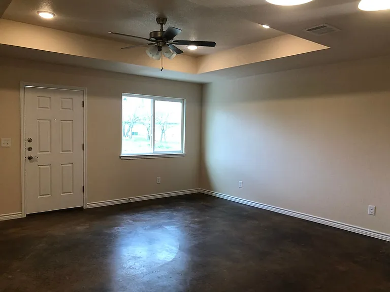 509 College St — Photo 34