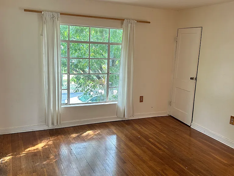 1413 Kirkwood Rd #B — Photo 6