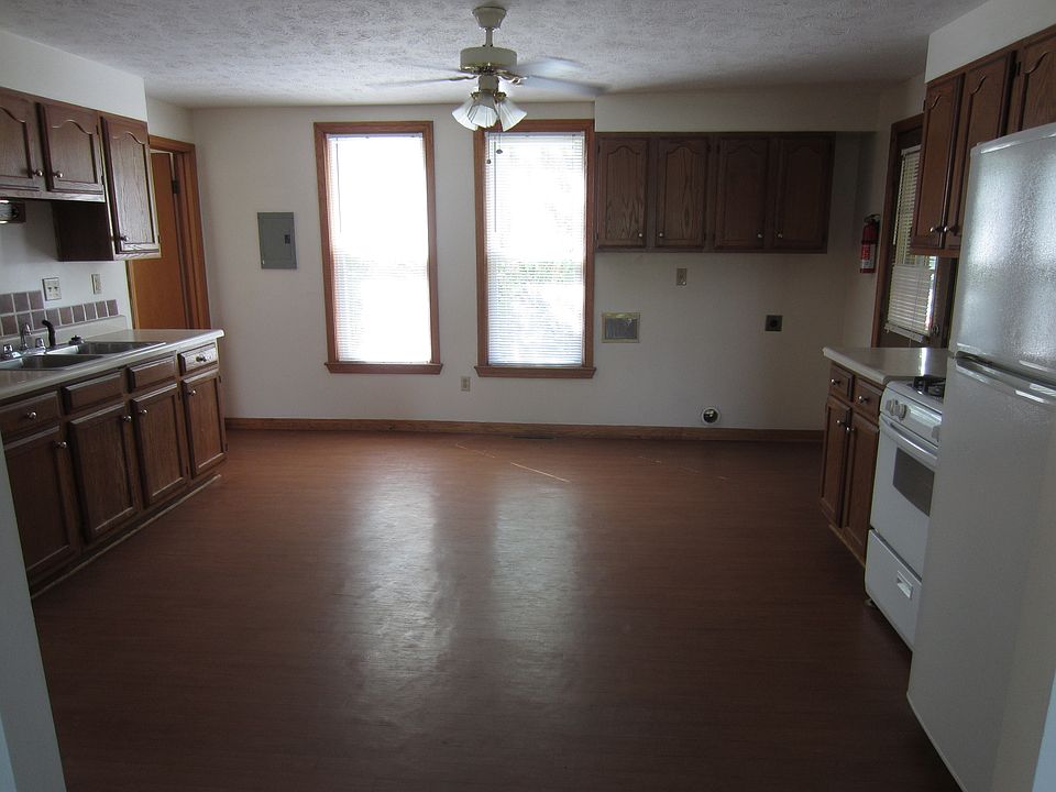 1st image of 822 Richwood Ave #A