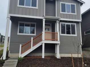 2432 Seringa Ave, Bremerton, WA 98310