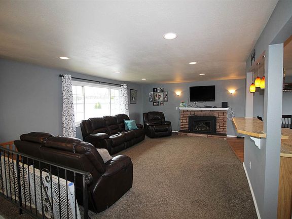 3rd image of 12903 E Sinto Ave