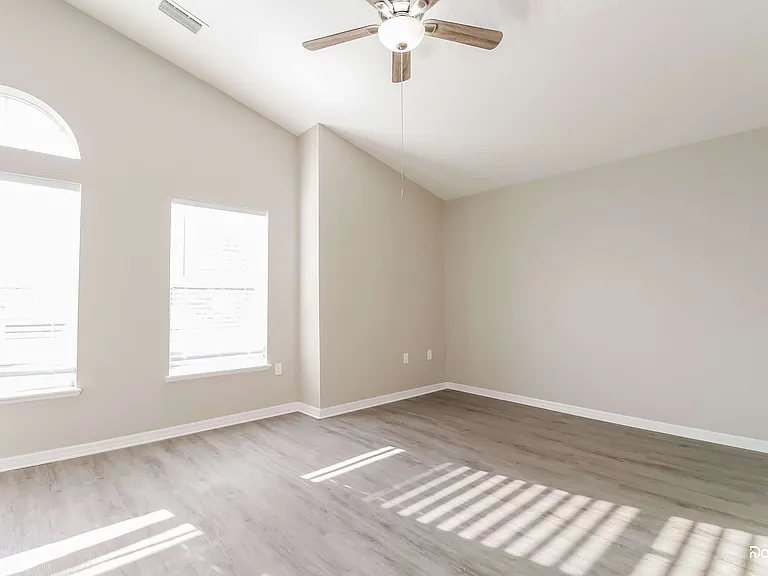 13626 Silver Charm Ct — Photo 10