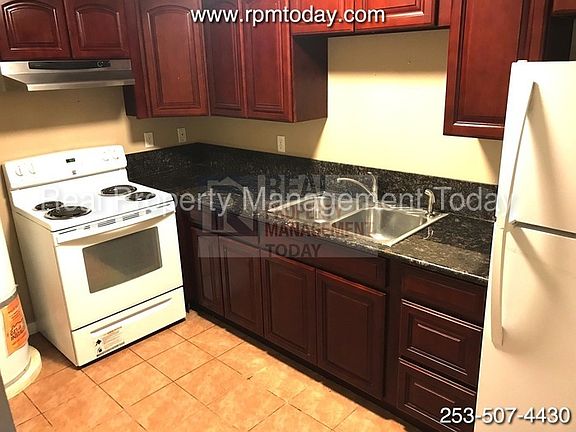 3rd image of 3805 Yakima Ave APT C