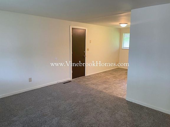 3rd image of 6864 Hubbard Dr