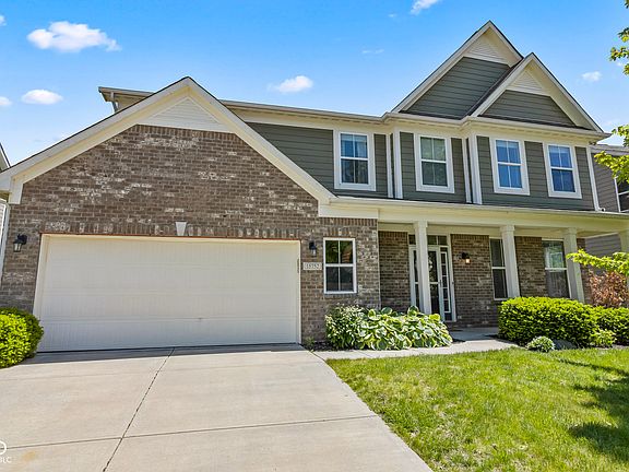 2nd image of 15752 Millwood Dr