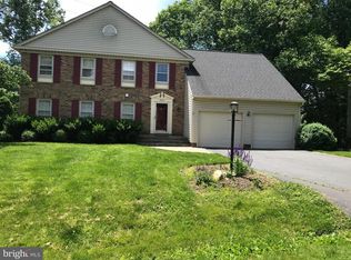 9433 Copenhaver Dr, Potomac, MD 20854