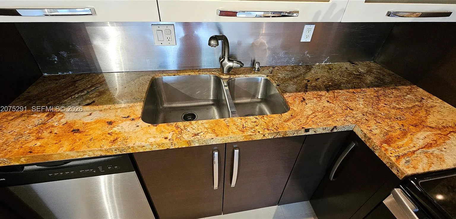 Palm Aire Gardens Condo — Photo 4