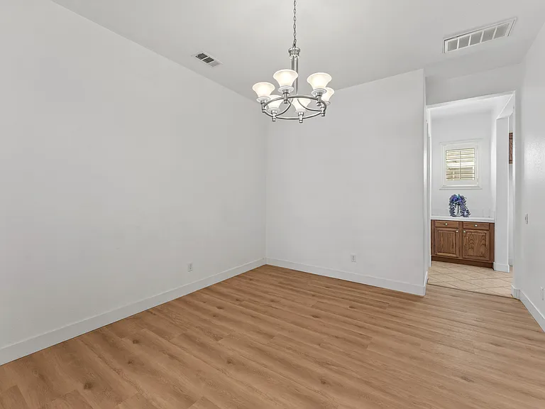 12326 White Horse Ct — Photo 7