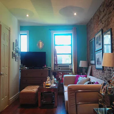 Rented by Sandra Greer Real Estate | media 50