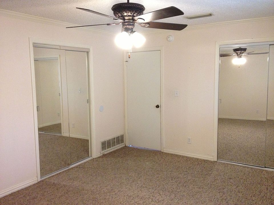 1st image of 2121 Chippendale Dr