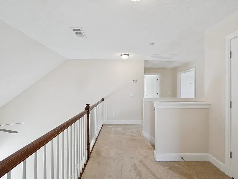 7952 Oakfield Grv — Photo 32