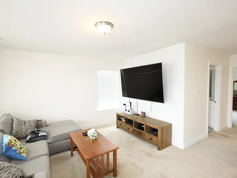 15507 Morocco Ln — Photo 26